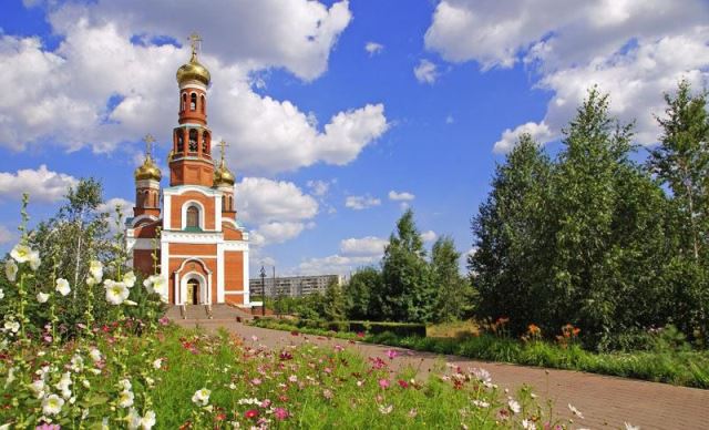Храм